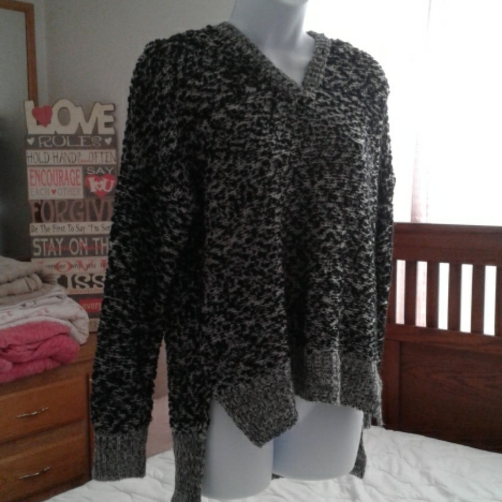 Almost famous sweater